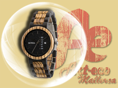 Este modelo combina madera de zebrano y ebano con la esfera en negro