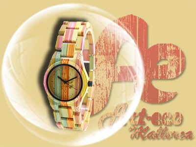 Modelo en tonos anaranjados. 