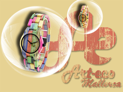 Reloj de bambu teñido