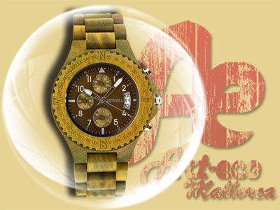 Modelo en madera de sándalo verde