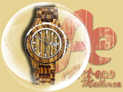 Reloj de madera de cebrano con dos aros de acero en la esfera