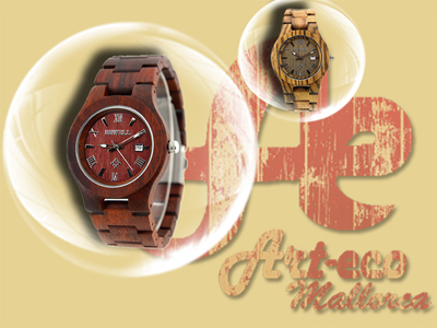 Reloj de madera con calendario