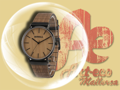 Modelo en acero negro y madera de acacia