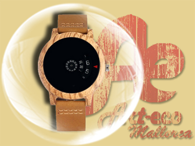 Modelo con madera de zebrano y correa beige